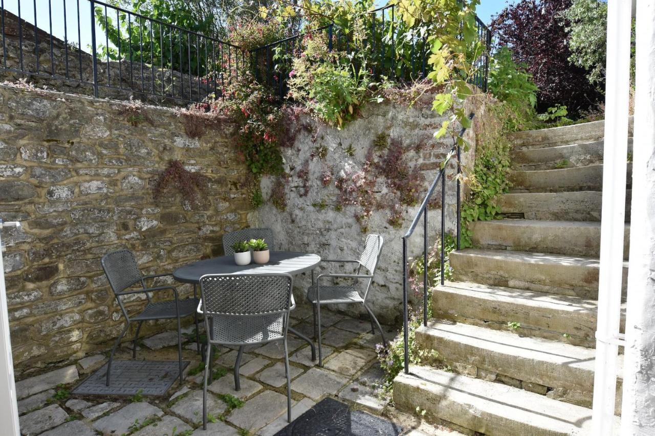 Arden Villa, Sleeps 8, Moments From The Golden Sandy Beach Of Ryde Ryde  Luaran gambar