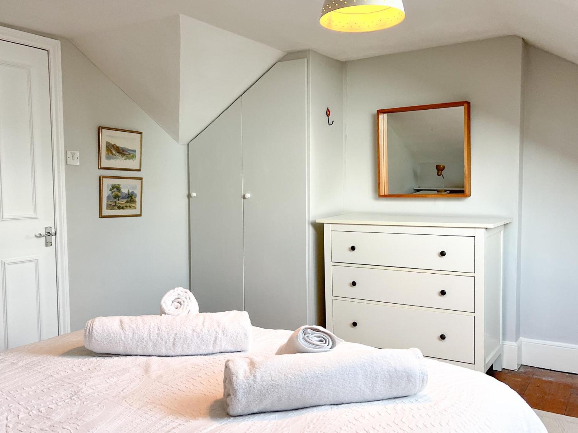 Arden Villa, Sleeps 8, Moments From The Golden Sandy Beach Of Ryde Ryde  Luaran gambar